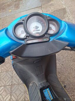 Aprilia SR 50 - 2