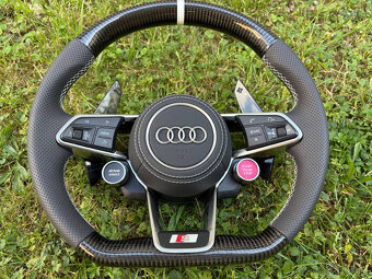 AUDI R8 VOLANT SPORTOVY --- START/STOP - DRIVE SELECT - 2