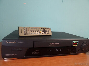 VHS videorekordér - Panasonic NV-FJ612 - HiFi Stereo - 2