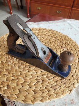 Starý kovový hoblík - 2