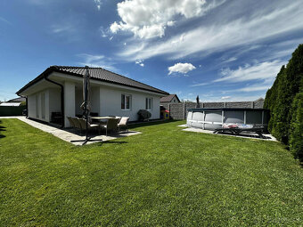 Nasťahovať sa a bývať hneď — BOMBA ponuka Na predaj 4 izbo - 2