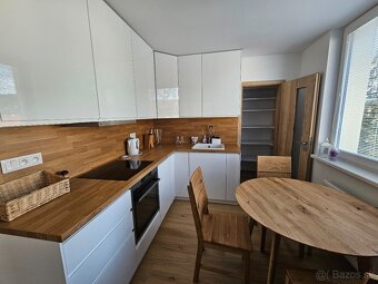 Lukratívny 4izbový byt po komplet. rekonštrukcii - 2