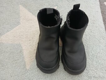 Dievcenske  topanky, cizmy a papucky 21, 22 - 2