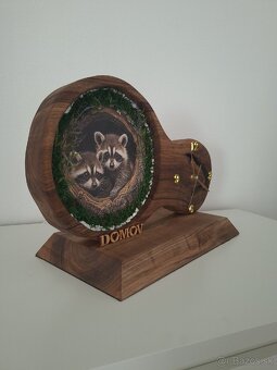 Hodiny z orechového dreva - 2