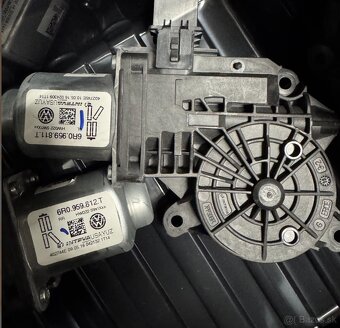 Fabia 3 - Motorčeky okna - 2