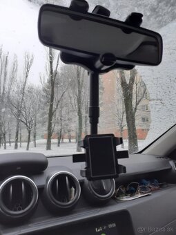 Drziak na mobil do auta - 2
