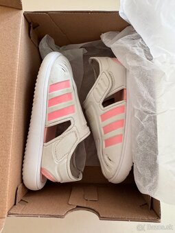 Sandálky adidas v. 29 - 2