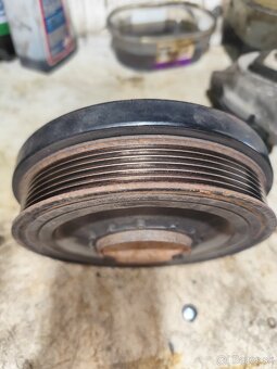 remenica kľuky BMW 2L diesel N47 - 2