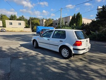 Volkswagen Golf 4 1.6 149000 km - 2