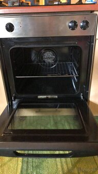Elektrická rúra vstavaná Zanussi - 2
