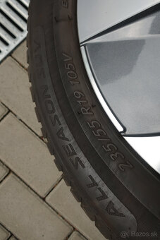 Pneumatiky 235/55 R19 - 2