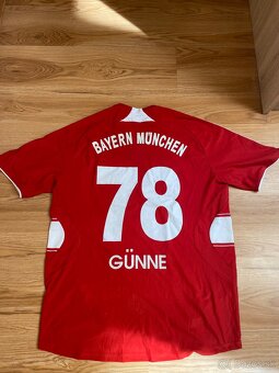futbalový dres bayern velkost L - 2