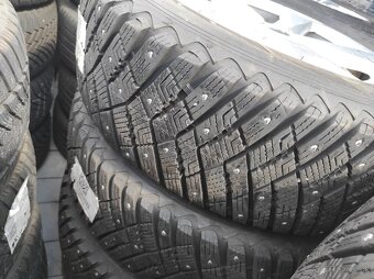 Zimna sada Audi Q3 17" 5x112 215/65 R17 - 2
