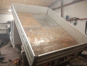 Predám vyklapaciu korbu - 2