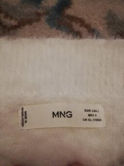 Biely chlpatý svetrík Mango veľkosť L - 2