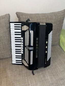 Predám AKORDEÓN Delici choral XIII - 2