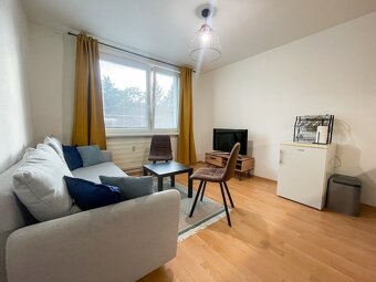 Jednoizbový byt na predaj, Zlaté Moravce - 2