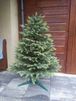 Vianočný stromček 3d - 2