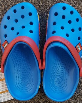 Úplne Nové Detské Crocsy LEGO č. 27-36 - 2