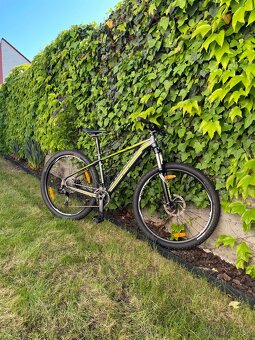 Predám nový horský bicykel Specialized Rockhopper Expert EVO - 2