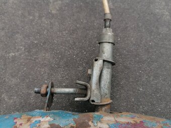 Predám predný blatník a brzda na starožitný bicykel - 2