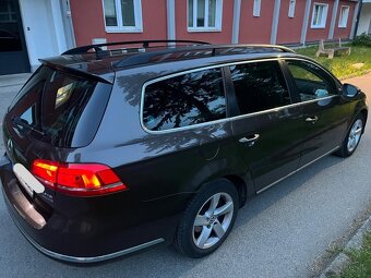 Volkswagen Passat - 2