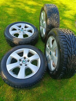 Kompletná zimná sada Škoda Superb 2//5x112R16(205/55 R16) - 2