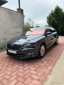 Škoda Superb Combi - 2