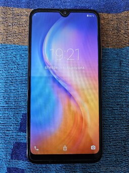 Predám mobilný telefón - 2