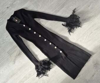 Úpletové šaty s pierkami v.M/L - 2