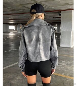 Koženkova bunda - 2