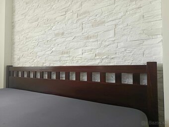 Predám posteľ s roštami... - 2