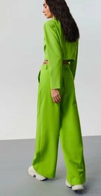 zeleny kostym SINSAY - 2