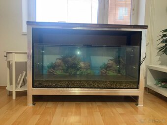 Akvárium+regál+príslušenstvo - 2