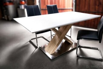 Jedálenská zostava - 2