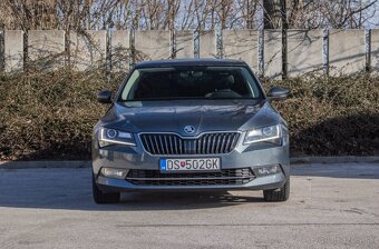 Škoda Superb 2.0 TDI Ambition - 2