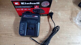 Einhell Aku nabíjačka 20V 3A 72W - 2