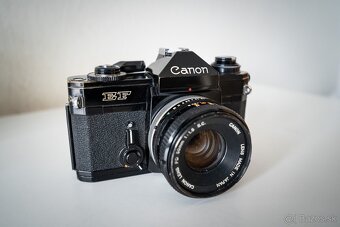 Canon EF SLR 35mm fotoaparát + objektívy - 2