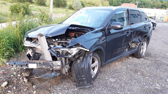 Mitsubishi Outlander - 2
