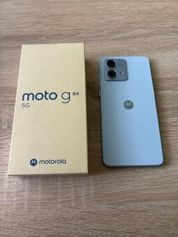 Motorola g 84 5G - 2
