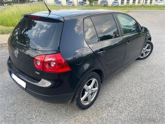 VOLKSWAGEN GOLF 5 1,9 TDI - 2