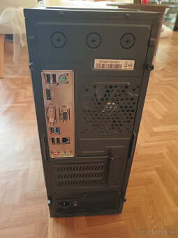 PC 4-jadrový AMD, 8GB RAM, 250GB SSD Samsung, DWD-RW, W10 - 2