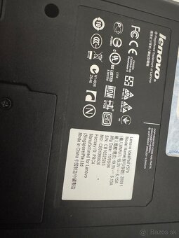 Lenovo ideapad Y570 - 2