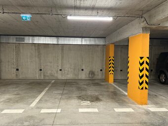 Parkovacie státie na prenájom / Trnávka - 2