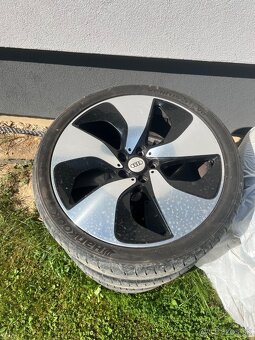 Audi elektrony + 255/35 R20 5x112 - 2