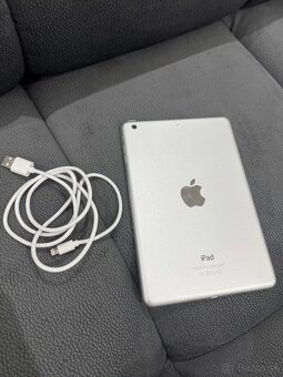 Apple iPad Mini 2.Gen 16gb Wi-Fi Strieborný - 2