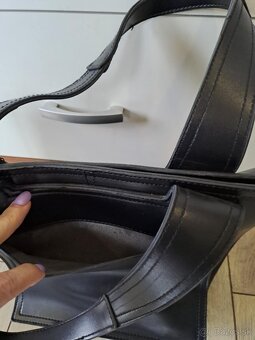 dámska väčšia kabelka - 2