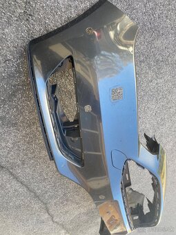 Ford Focus Mk3 predny naraznik - 2