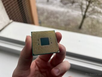 AMD Ryzen 5 2600 - 2