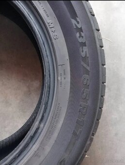 Letné pneu 235/65 R17 - 2